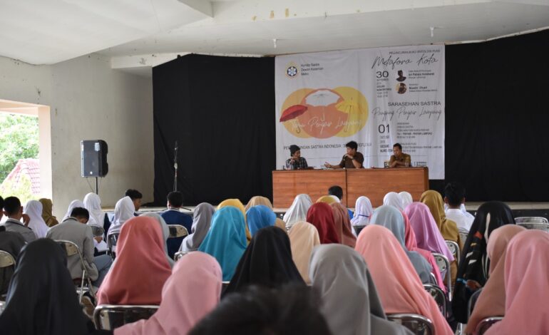 Launching Antologi Puisi, DKM Ajak Para Penyair kota Metro Berdialog Sastra